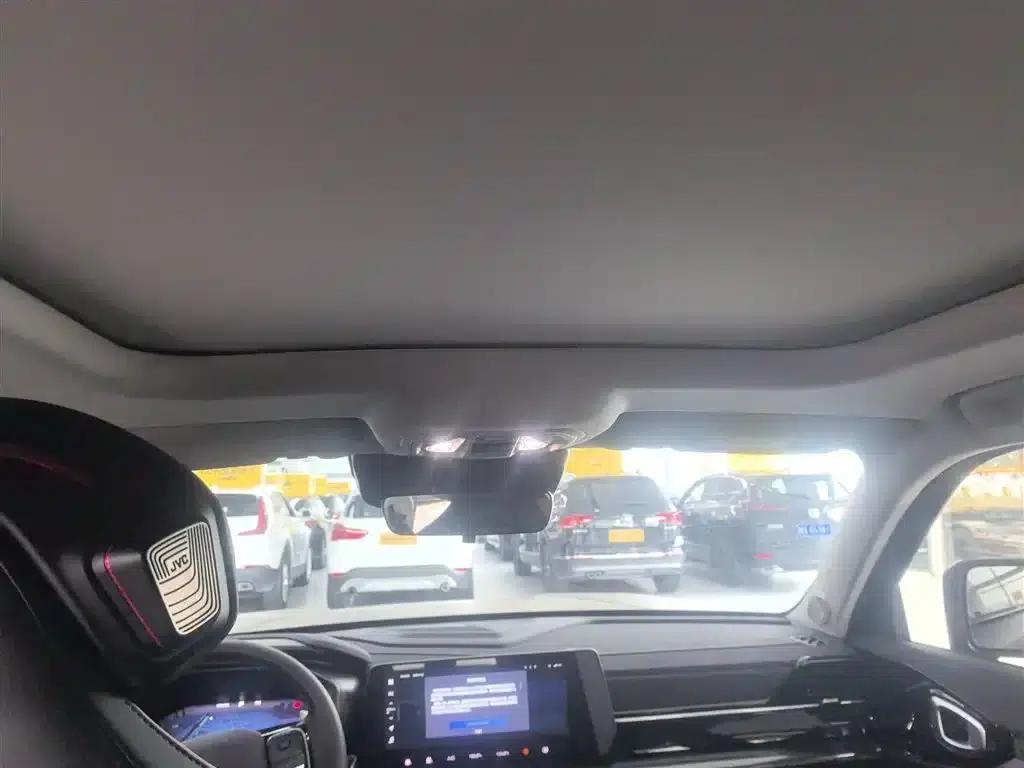 Haval Cool Dog 2022 1.5T DCT 2WD Trendy Edition — миниатюра 14