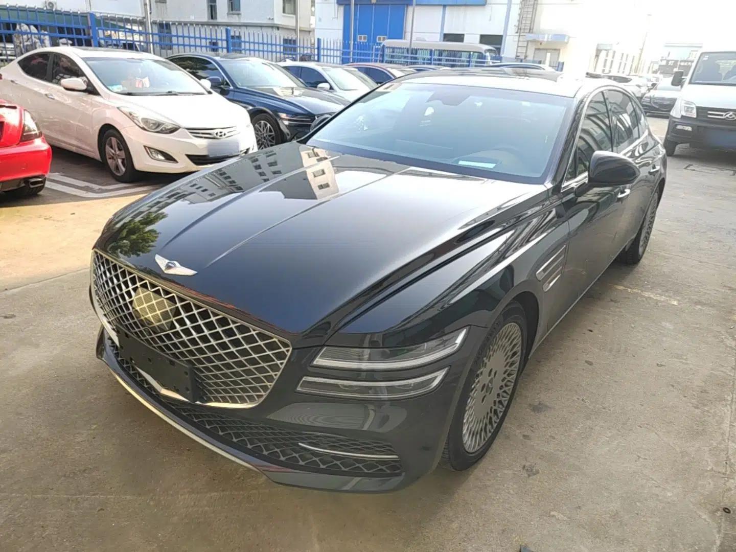 Genesis G80 2023 2.5T Four-Wheel-Drive Flagship Edition — миниатюра 1