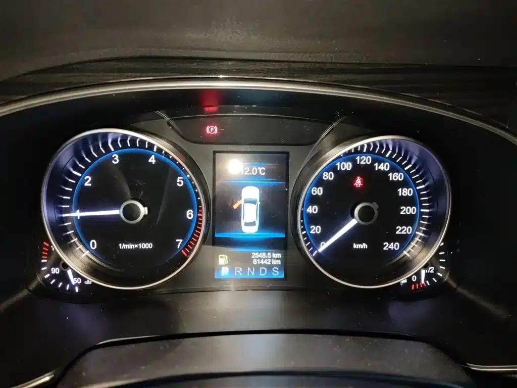 Hongqi H7 2018 2.0T Elite Edition — миниатюра 12