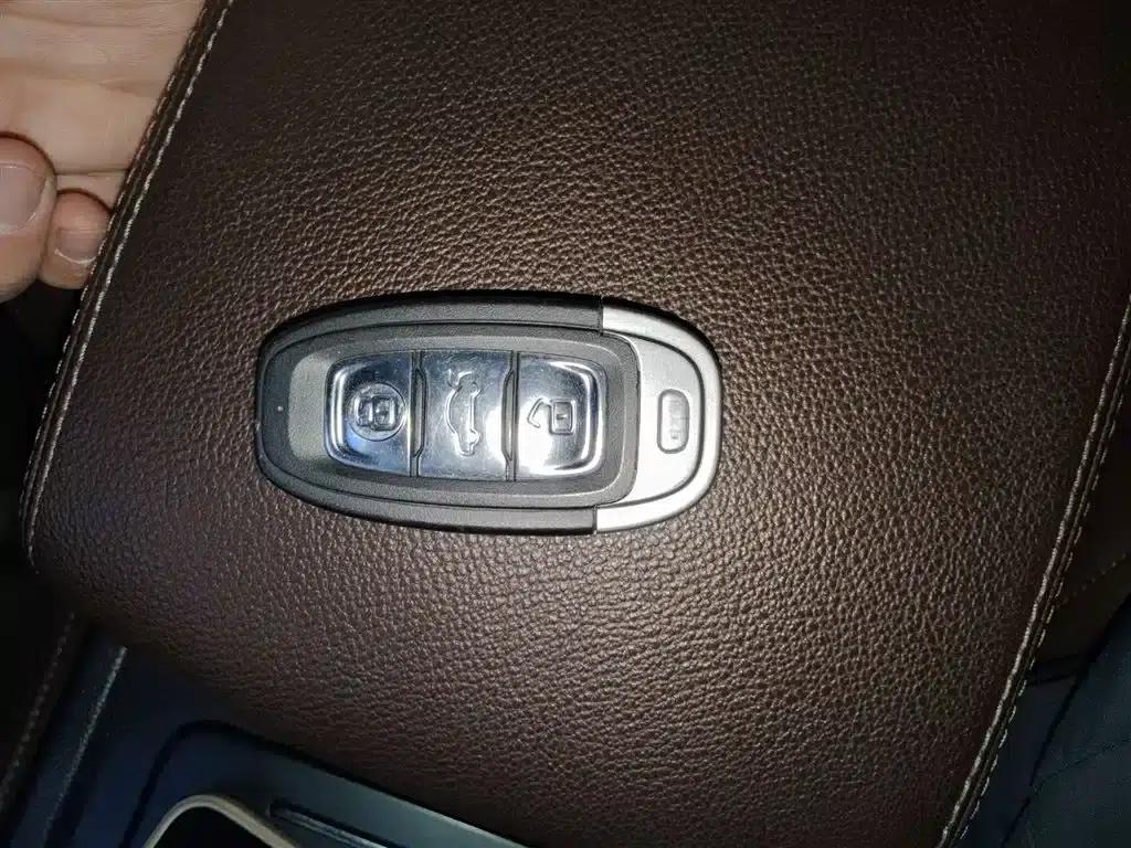 Hongqi H7 2018 2.0T Elite Edition — миниатюра 9