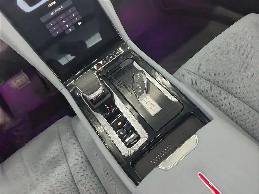 Hongqi H5 PHEV 2025 Model 170 Super Hybrid — миниатюра 14