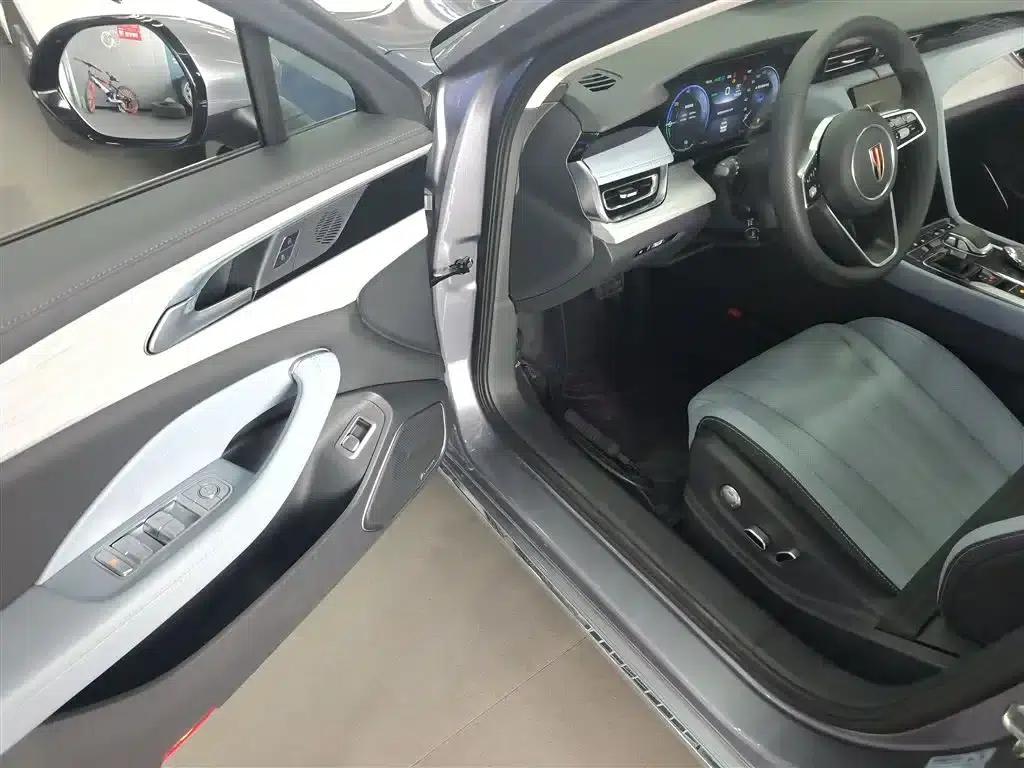 Hongqi H5 PHEV 2025 Model 170 Super Hybrid — миниатюра 16