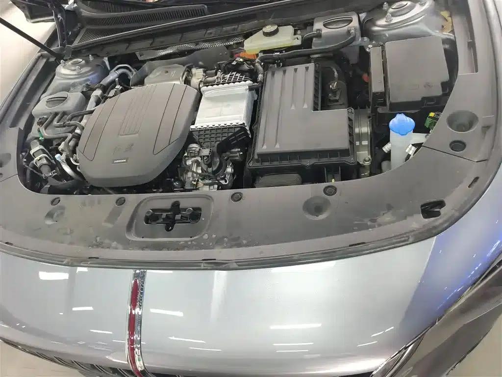 Hongqi H5 PHEV 2025 Model 170 Super Hybrid — миниатюра 20