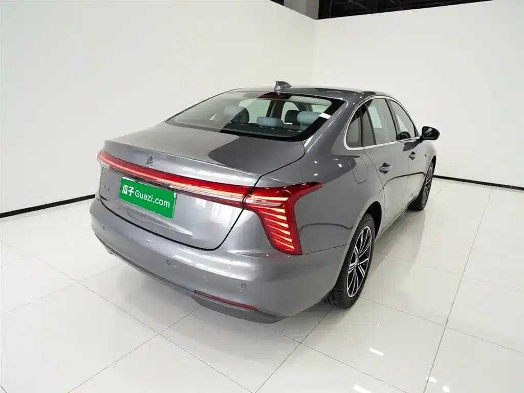 Hongqi H5 PHEV 2025 Model 170 Super Hybrid — миниатюра 7