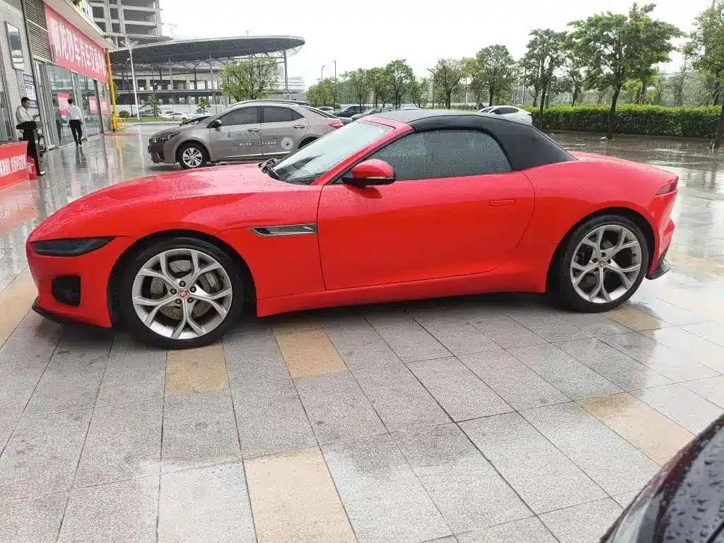 2021 Jaguar F-TYPE P300 Rear-Wheel Drive Convertible — миниатюра 3