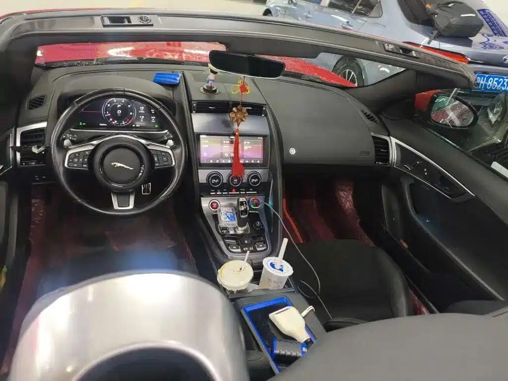 2021 Jaguar F-TYPE P300 Rear-Wheel Drive Convertible — миниатюра 5