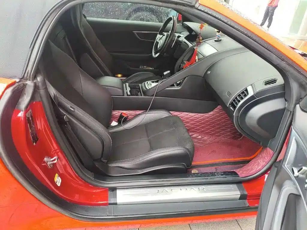 2021 Jaguar F-TYPE P300 Rear-Wheel Drive Convertible — миниатюра 7