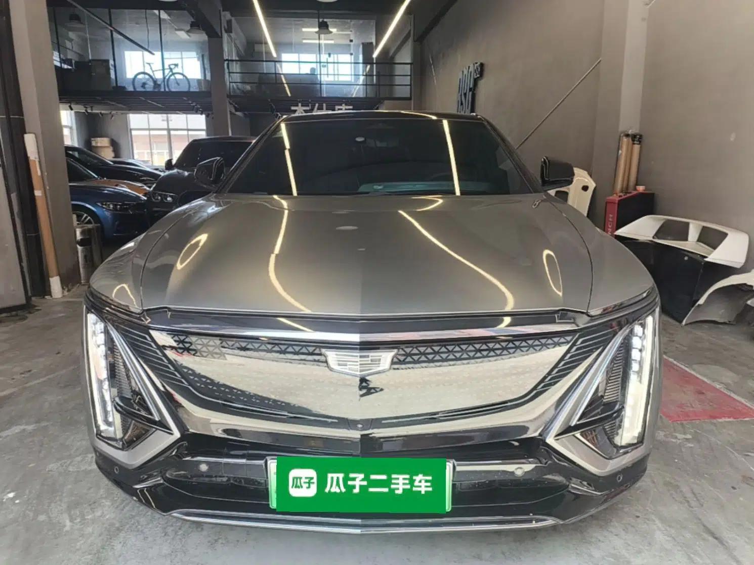 Cadillac LYRIQ 2022 Four-Wheel-Drive High-Performance Deluxe Edition — миниатюра 2