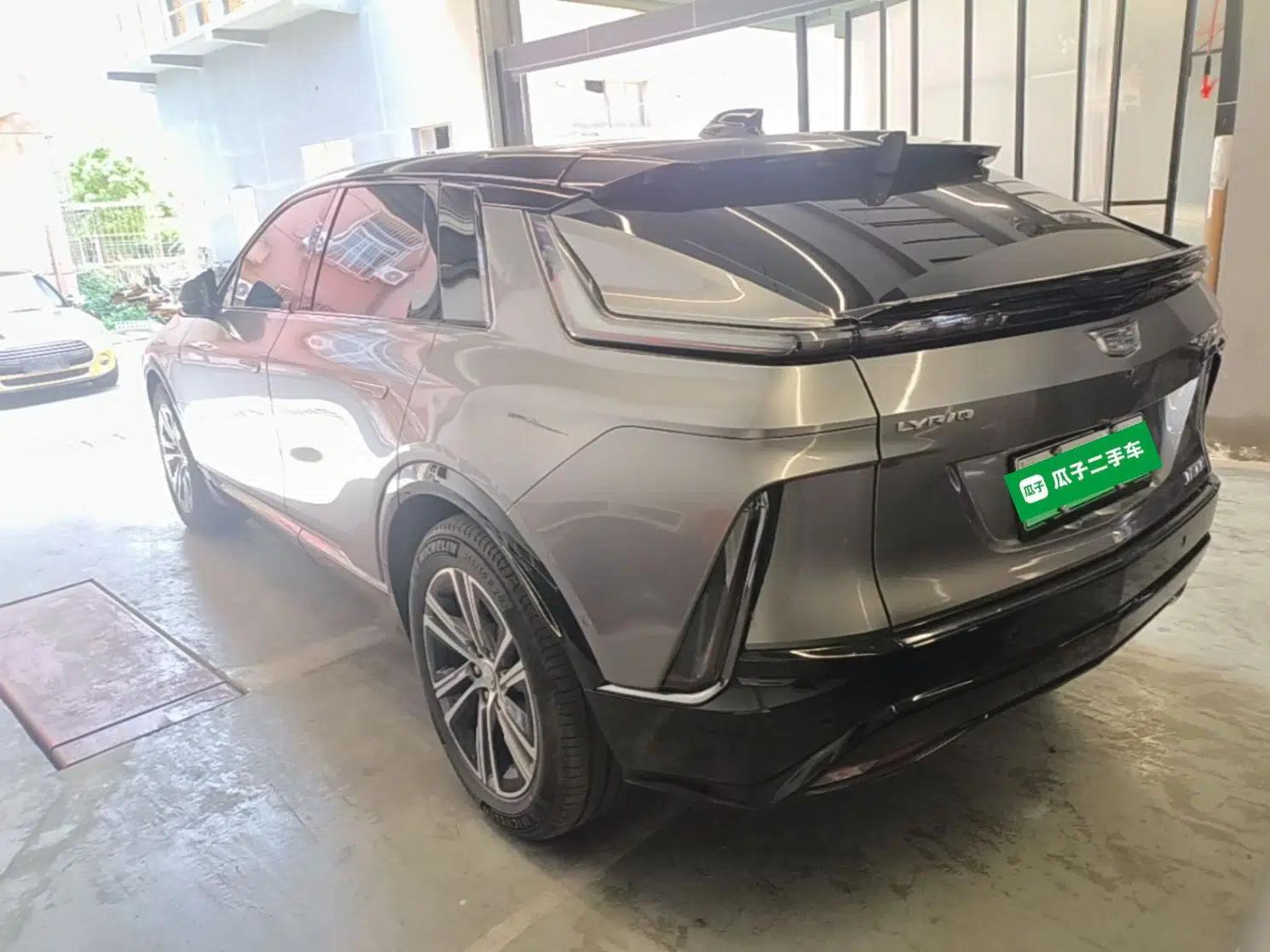 Cadillac LYRIQ 2022 Four-Wheel-Drive High-Performance Deluxe Edition — миниатюра 4