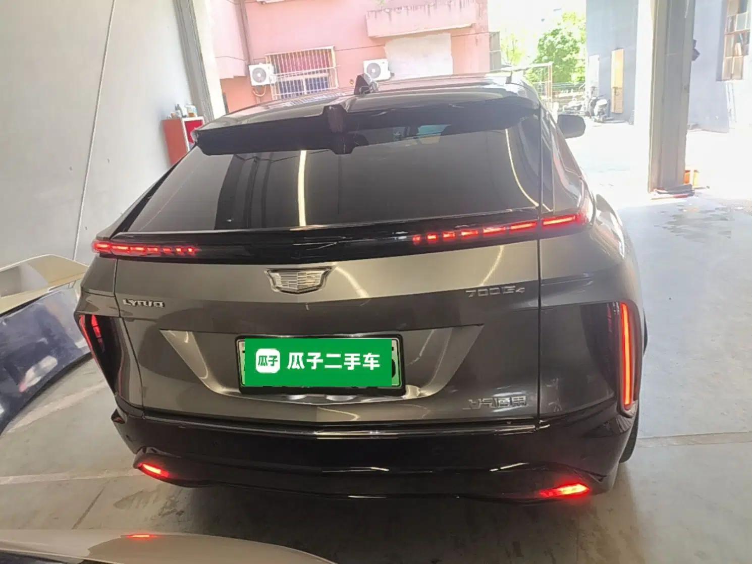 Cadillac LYRIQ 2022 Four-Wheel-Drive High-Performance Deluxe Edition — миниатюра 5