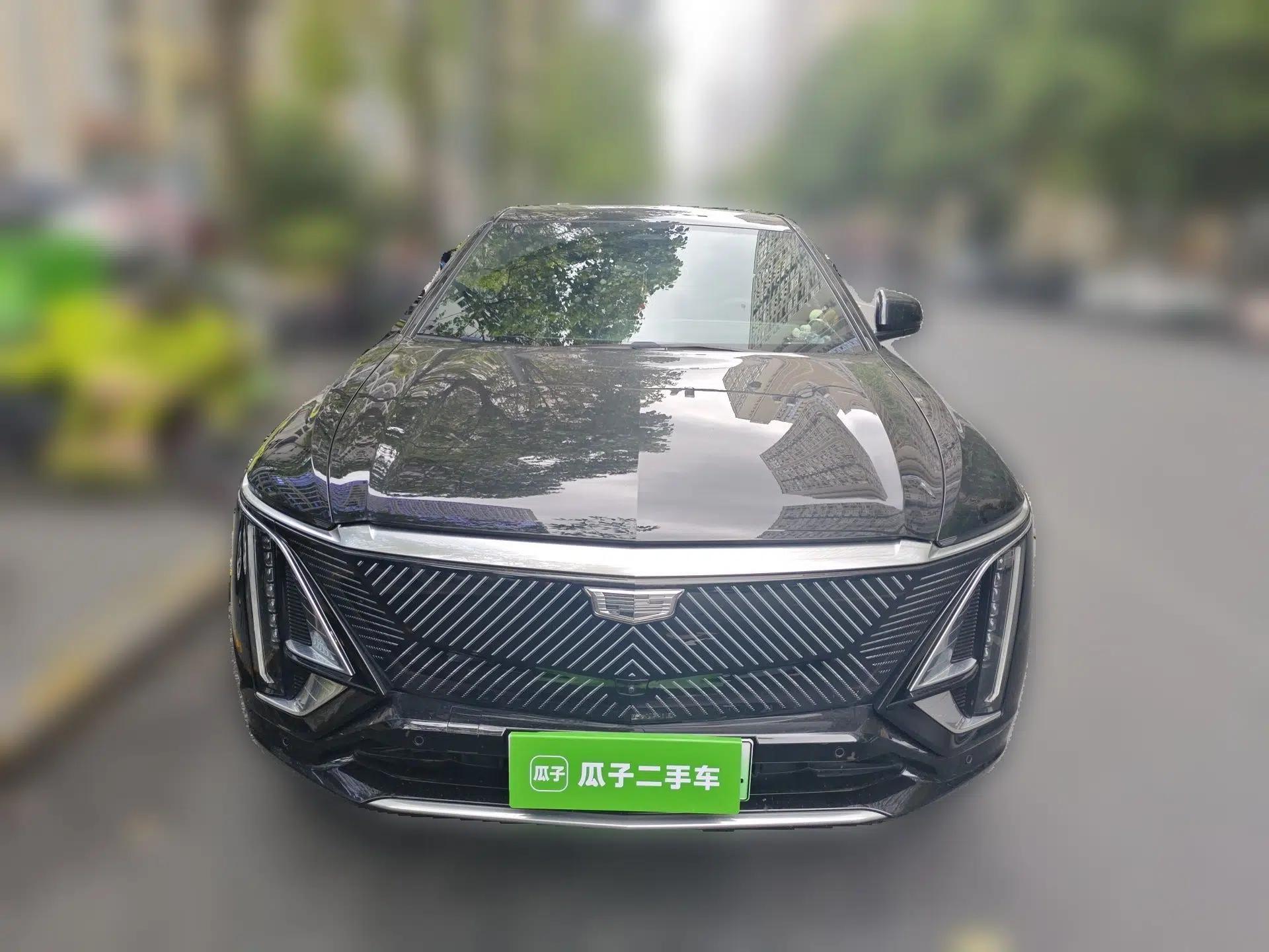 Cadillac LYRIQ 2024 Rear-Drive Standard Range Luxury Edition — миниатюра 2