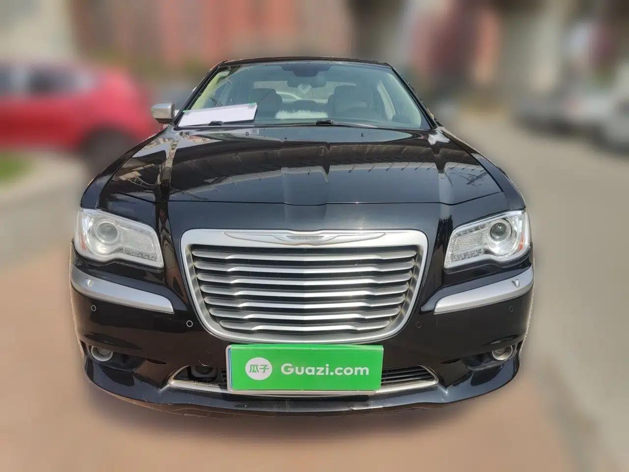 Chrysler 300C 2012 3.6L Luxury Edition — миниатюра 2
