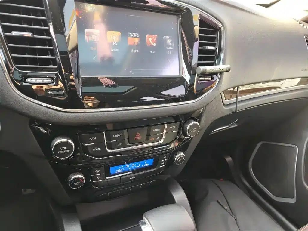 Geely GX7 2015 Sport Edition 2.0L Automatic Luxury Upgrade Version (National V Emission Standard) — миниатюра 13