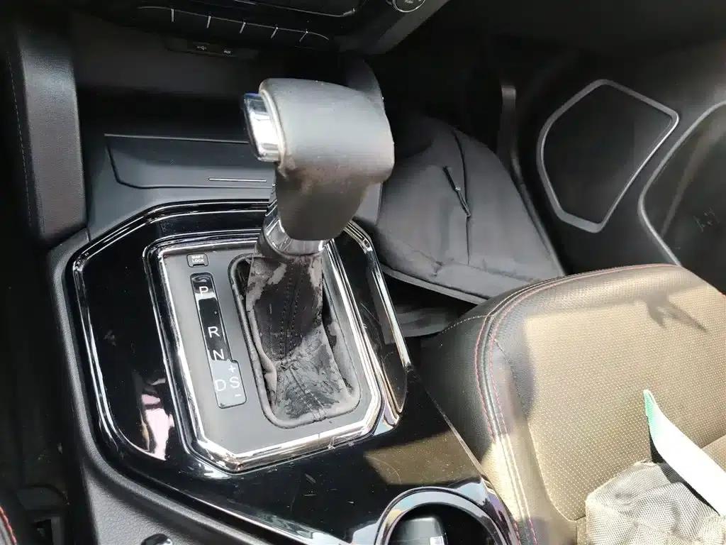 Geely GX7 2015 Sport Edition 2.0L Automatic Luxury Upgrade Version (National V Emission Standard) — миниатюра 14