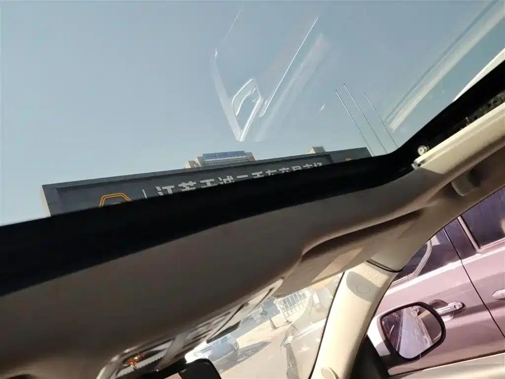 Geely GX7 2015 Sport Edition 2.0L Automatic Luxury Upgrade Version (National V Emission Standard) — миниатюра 18