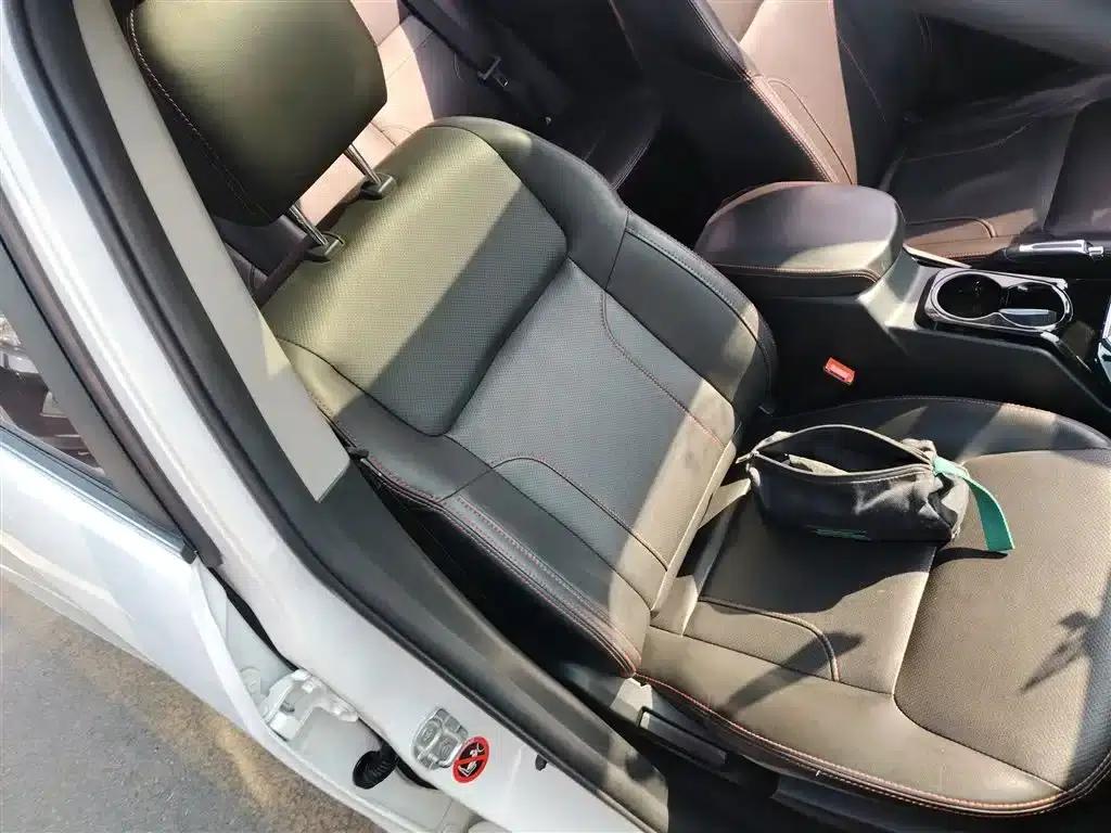 Geely GX7 2015 Sport Edition 2.0L Automatic Luxury Upgrade Version (National V Emission Standard) — миниатюра 25