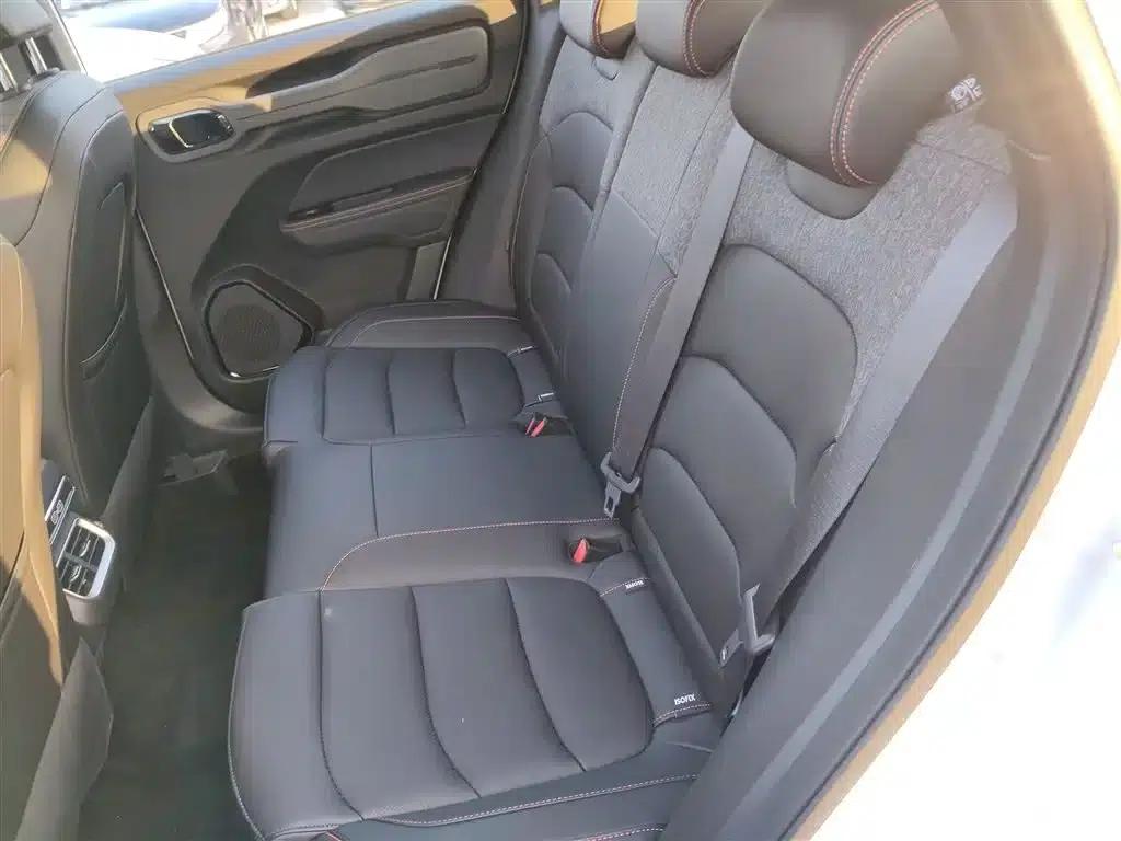 Geely Cowboy 2025 1.5TD Trendy Edition — миниатюра 17