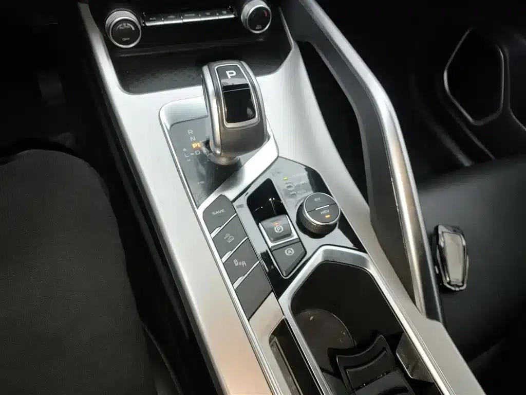 Geely Binyue New Energy 2020 1.5T ePro Higher — миниатюра 6