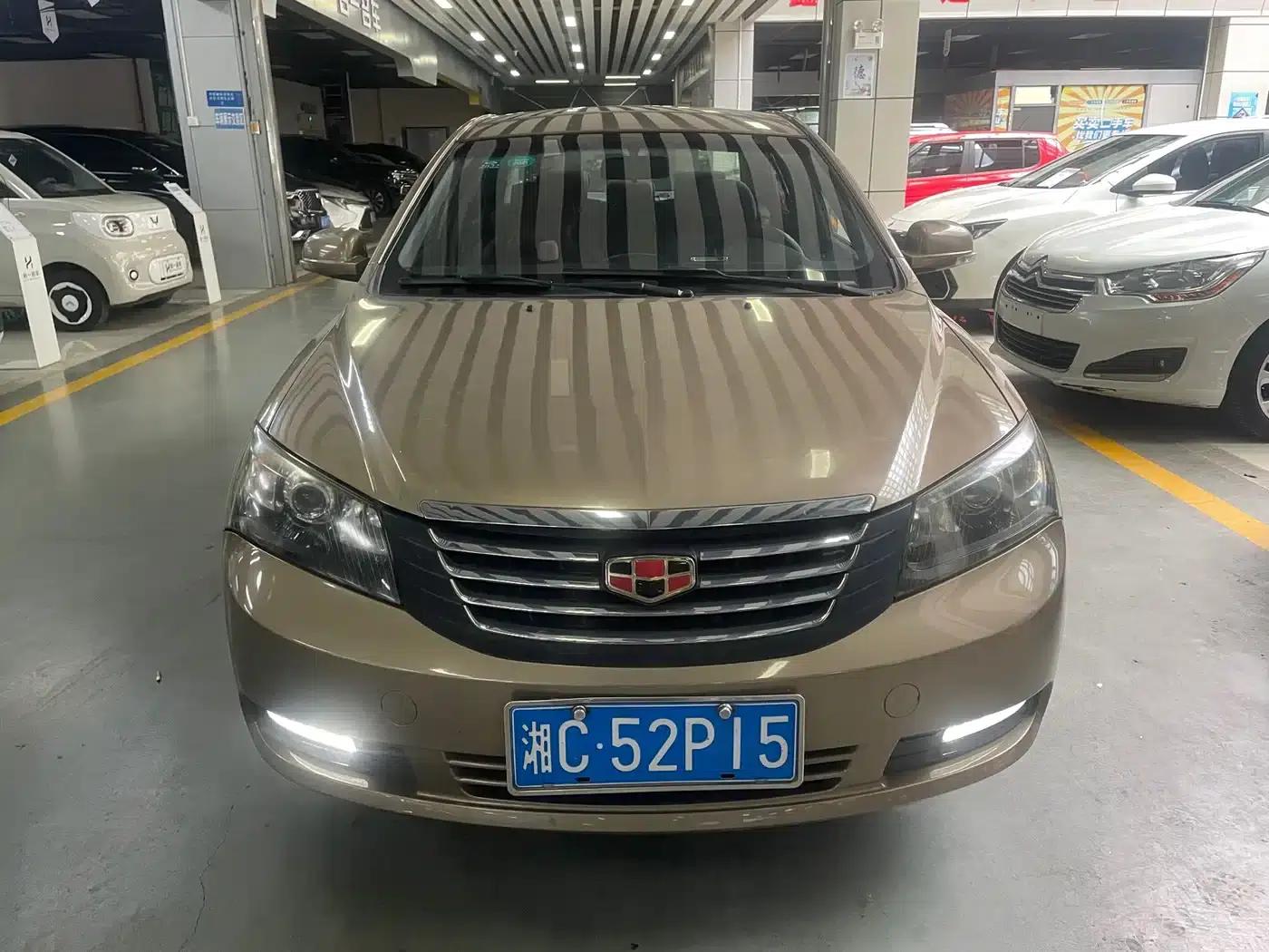 Geely Emgrand Classic 2013 Sedan 1.5L Manual Entry-Level — миниатюра 2
