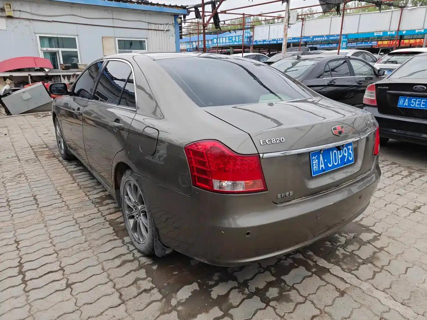 Geely EC8 2011 2.0L Automatic Luxury Edition — миниатюра 6