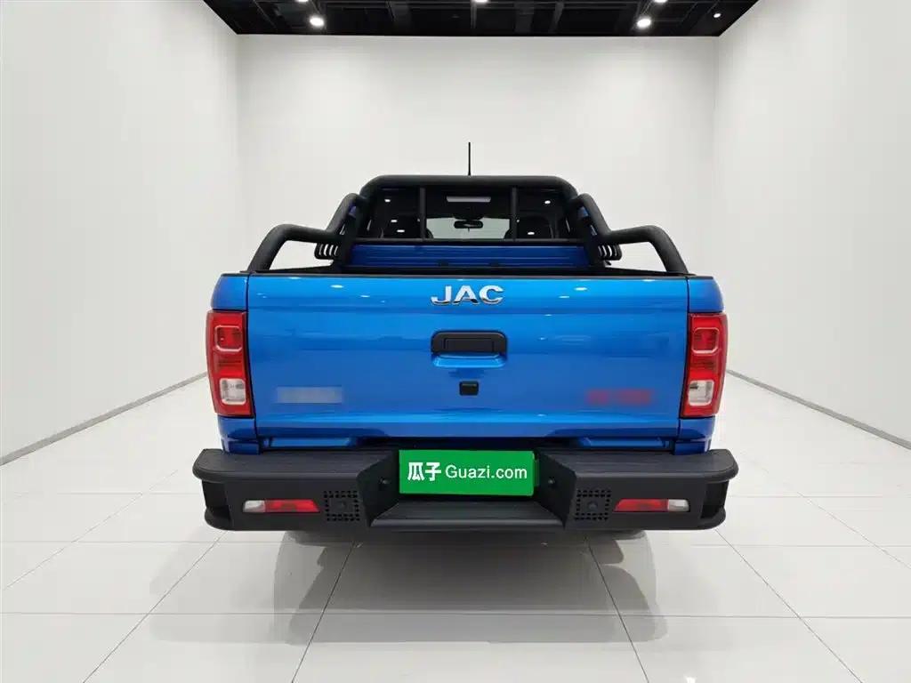 JAC T8 2021 2.4T PRO Gasoline 2WD Sharp Edition (Standard Dual 4K22D4T) — миниатюра 4
