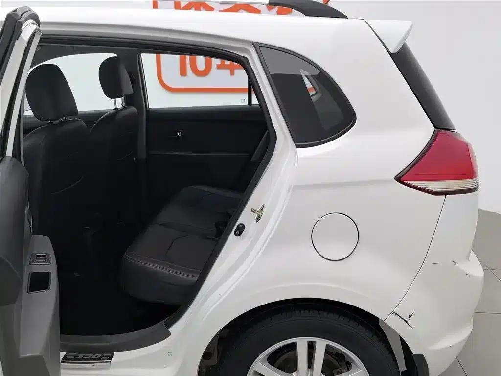 Smart S30 2014 Model 1.5L Manual Elite — миниатюра 15