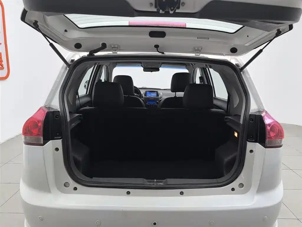 Smart S30 2014 Model 1.5L Manual Elite — миниатюра 16