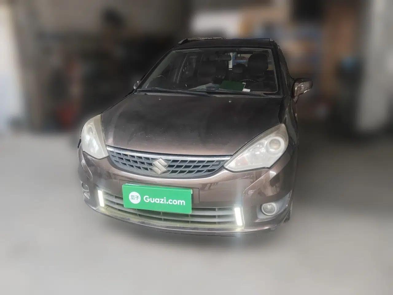 Suzuki Liana A6 2015 Hatchback 1.4L Manual Enjoyment Model — миниатюра 1