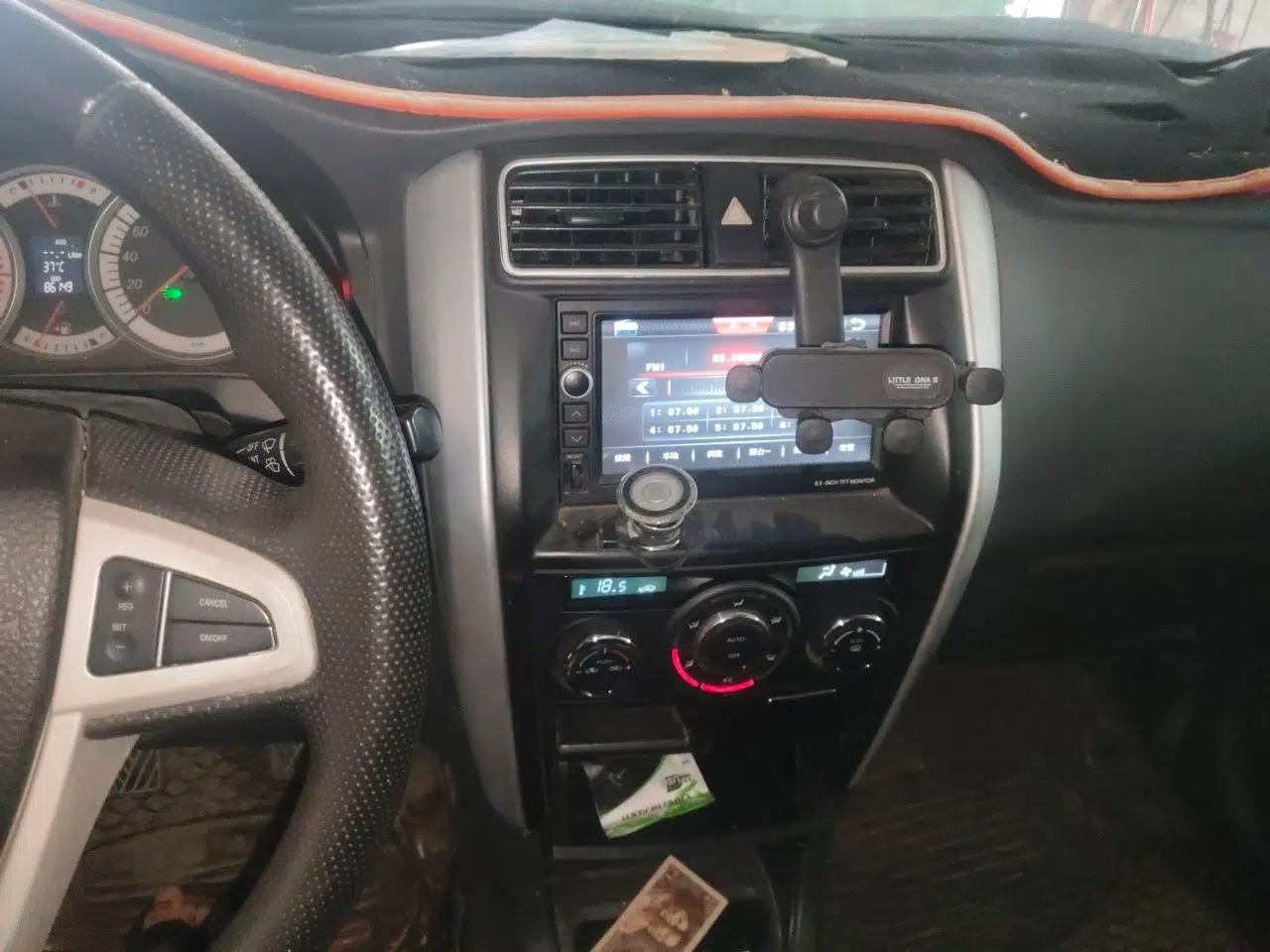 Suzuki Liana A6 2015 Hatchback 1.4L Manual Enjoyment Model — миниатюра 14