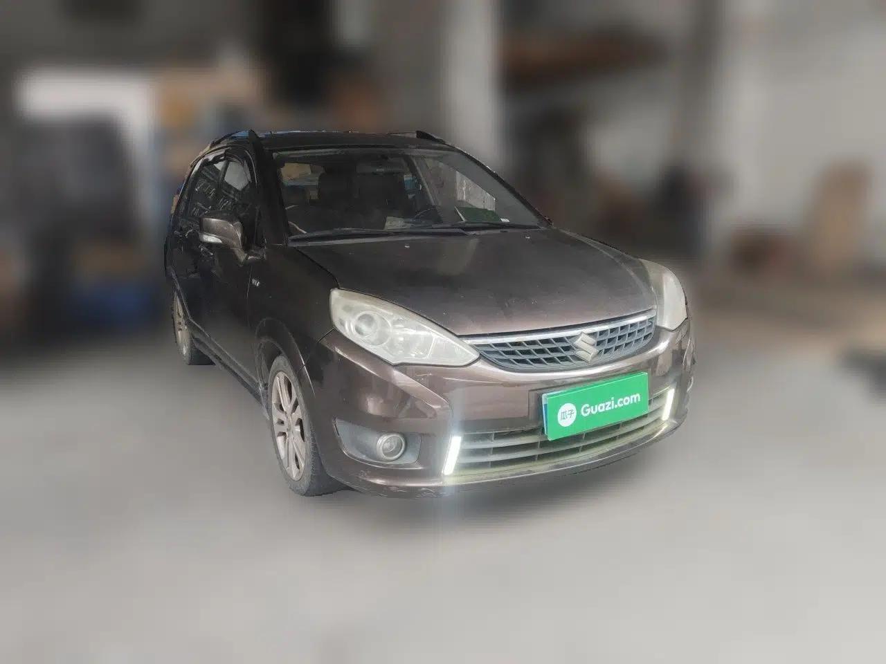 Suzuki Liana A6 2015 Hatchback 1.4L Manual Enjoyment Model — миниатюра 3
