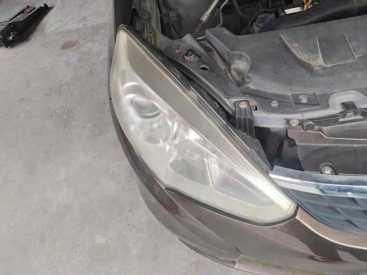 Suzuki Liana A6 2015 Hatchback 1.4L Manual Enjoyment Model — миниатюра 7