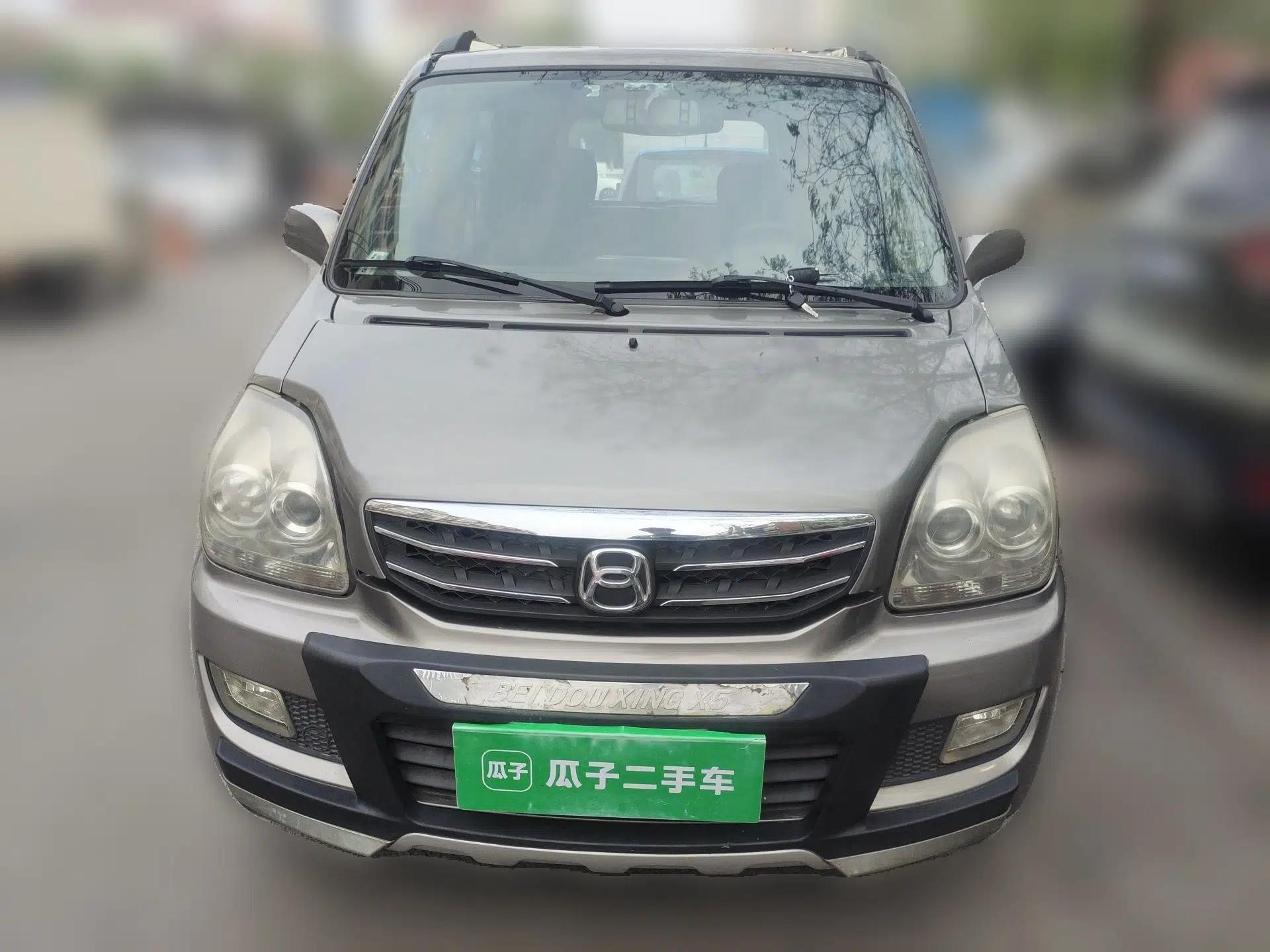 Suzuki Wagon R X5 2013 Cruise Edition 1.4L VVT Luxury Model China IV Standard — миниатюра 2