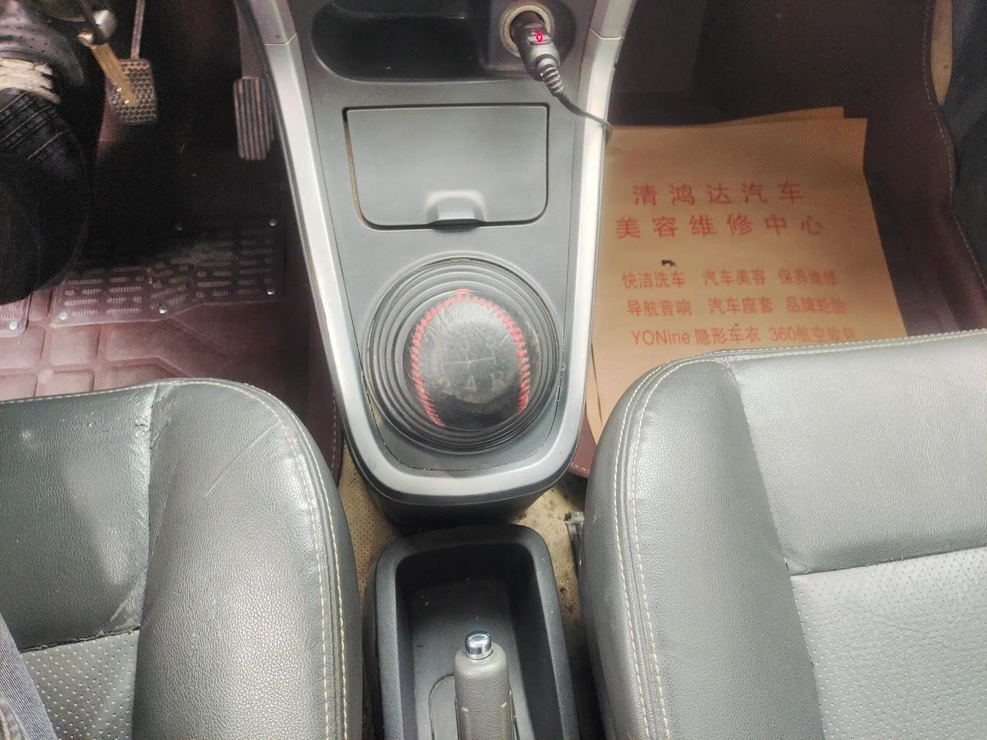 Suzuki Wagon R X5 2013 Cruise Edition 1.4L VVT Luxury Model China IV Standard — миниатюра 15
