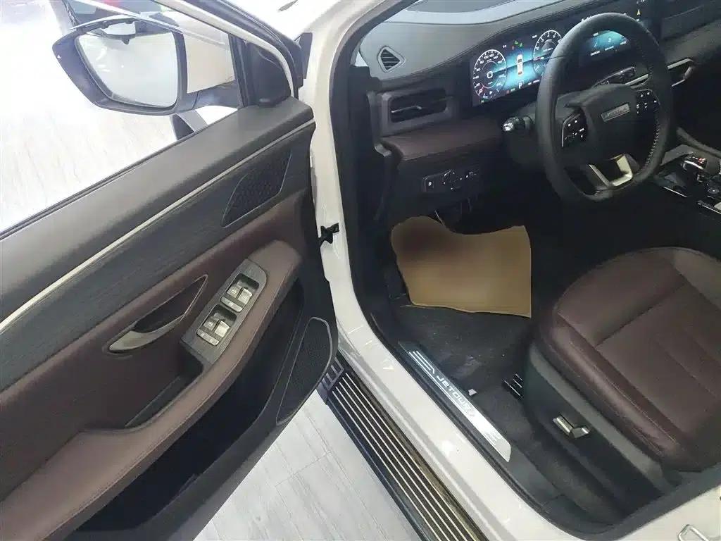Jetour X90 PLUS 2024 1.6TD DCT Villa 5-seater — миниатюра 12