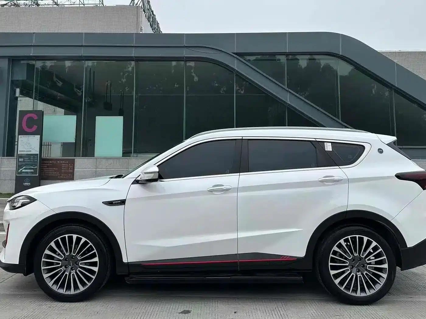 Jetour X70 PRO 2023 1.6T DCT Enjoy PRO 7-seater — миниатюра 3