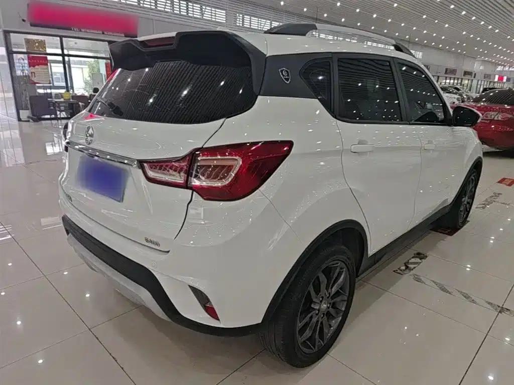 Yizhi EX5 2018 Yue Dong Edition — миниатюра 7