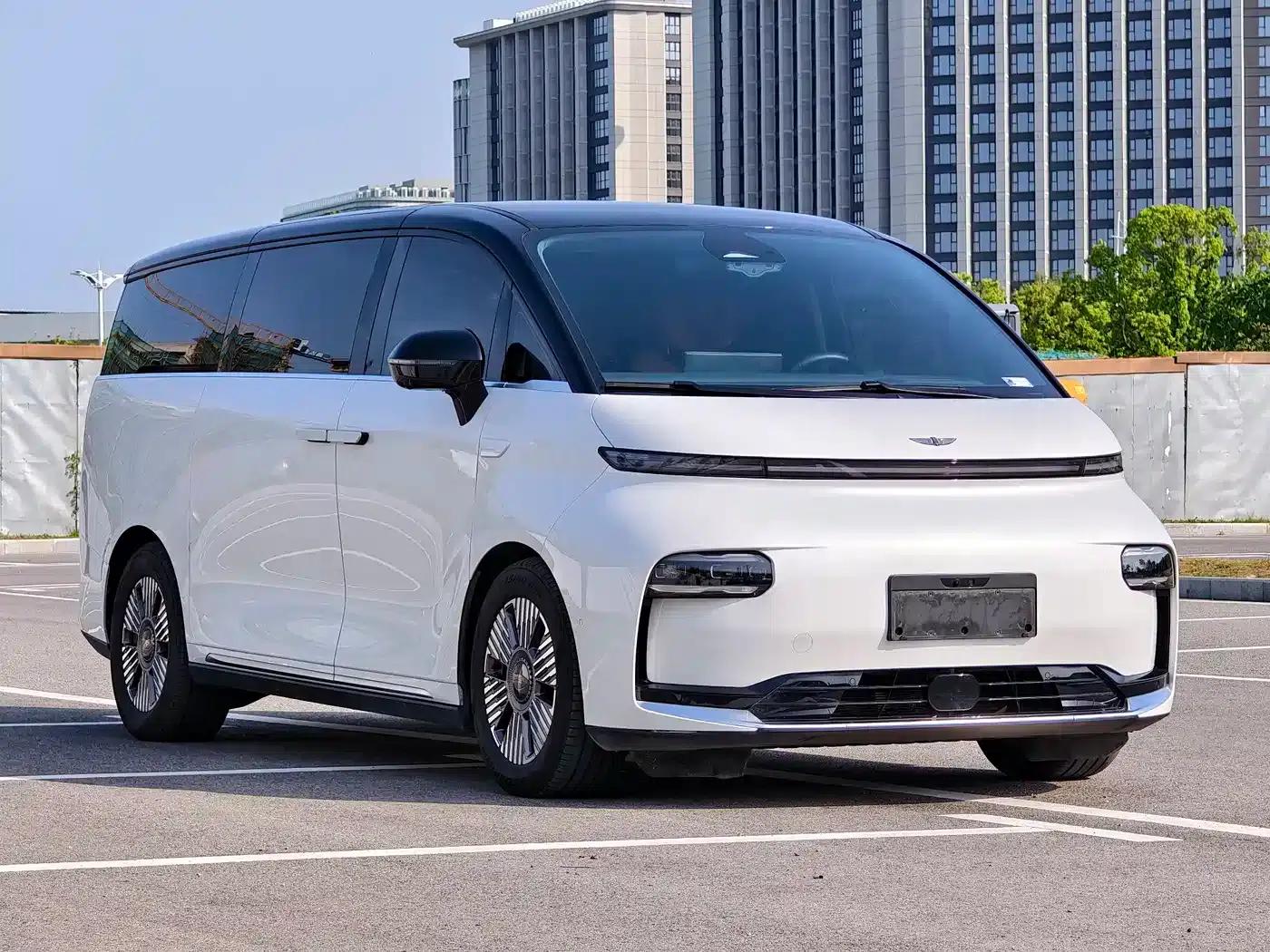 Wingzhen L380 2024 Model, 140-degree, 6-seater, 4WD Ultra — миниатюра 3