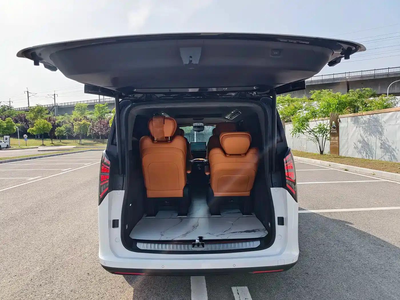 Wingzhen L380 2024 Model, 140-degree, 6-seater, 4WD Ultra — миниатюра 9