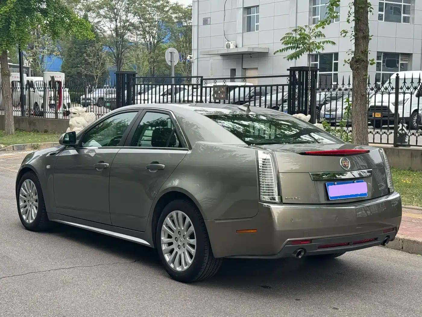 Imported Cadillac CTS 2010 3.0 Luxury Sport Edition — миниатюра 2