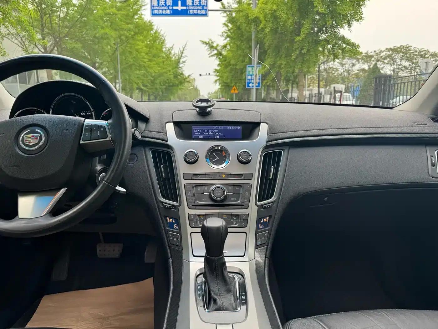 Imported Cadillac CTS 2010 3.0 Luxury Sport Edition — миниатюра 15
