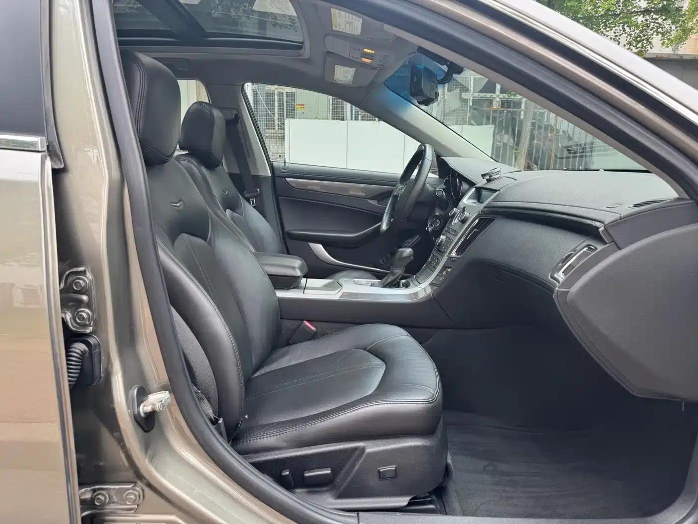 Imported Cadillac CTS 2010 3.0 Luxury Sport Edition — миниатюра 21