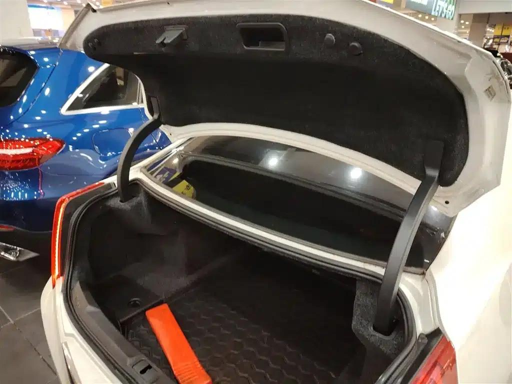 2014 Cadillac ATS Imported Model 28T Comfort — миниатюра 15