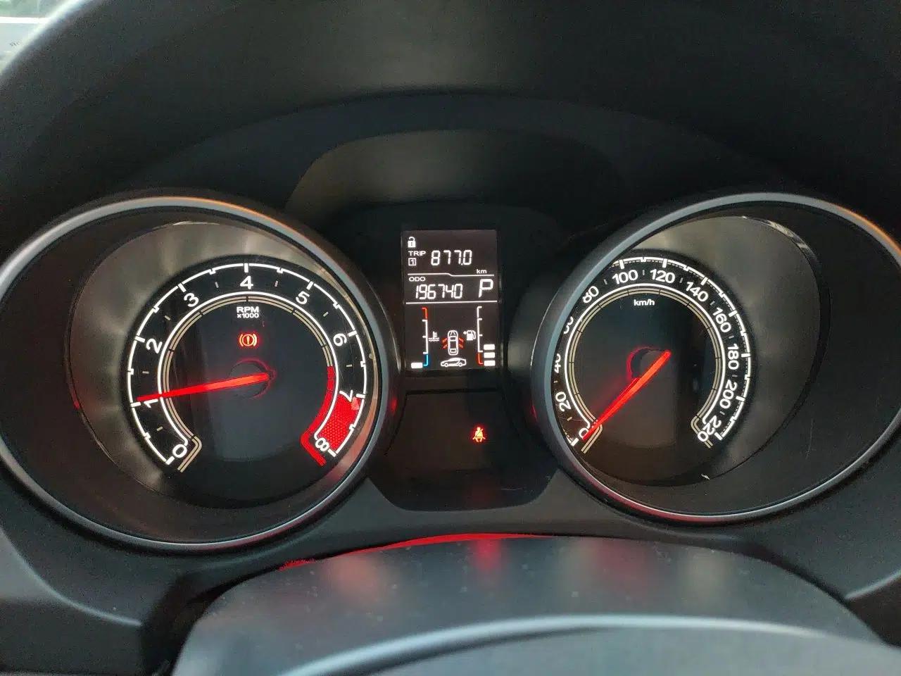 MG GT 2016 1.5T Automatic Value-Added Luxury Edition — миниатюра 12
