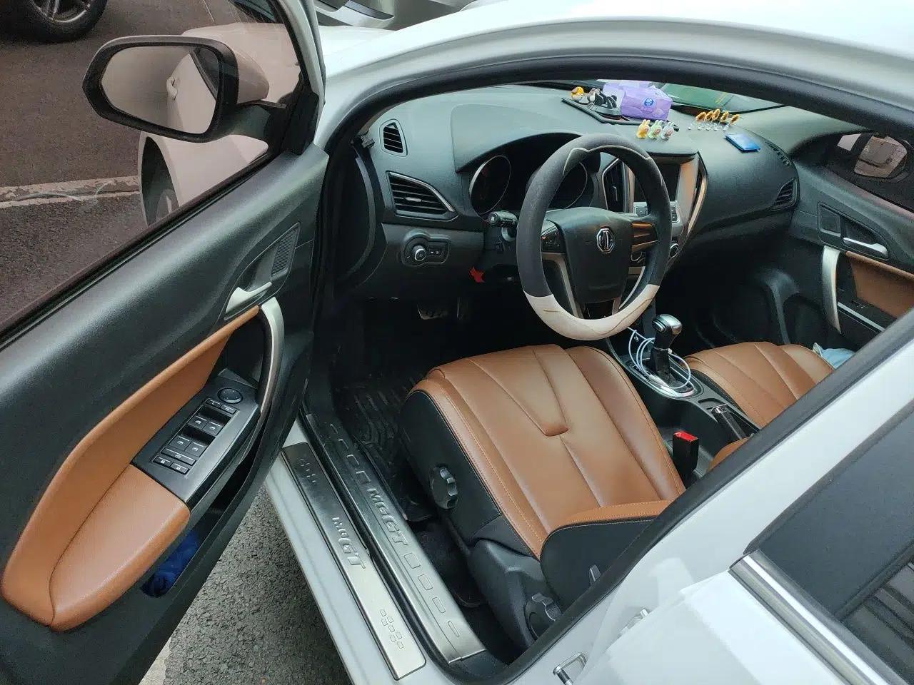 MG GT 2016 1.5T Automatic Value-Added Luxury Edition — миниатюра 17