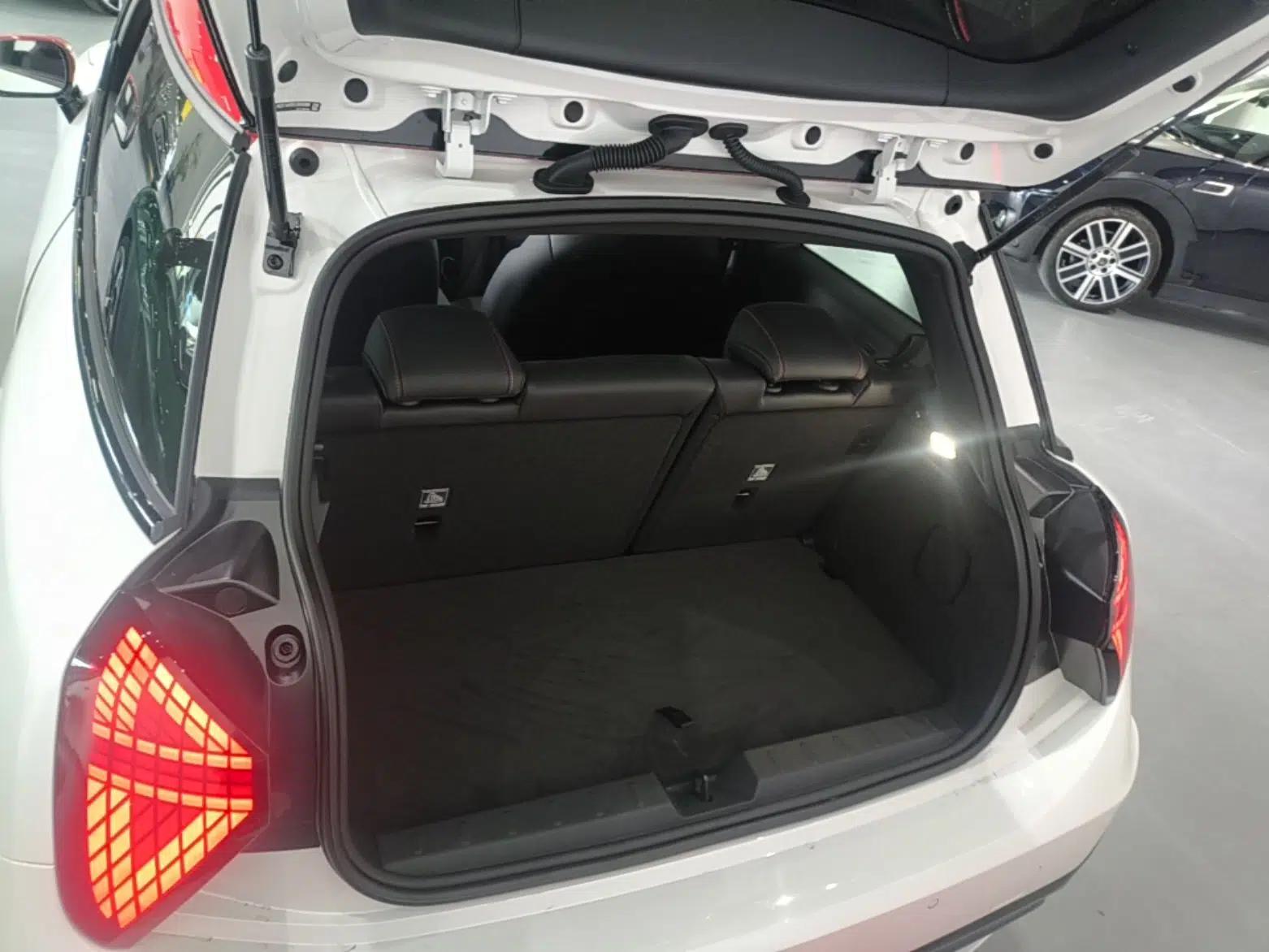 MINI Electric COOPER JCW 2025 JOHN COOPER WORKS — миниатюра 21