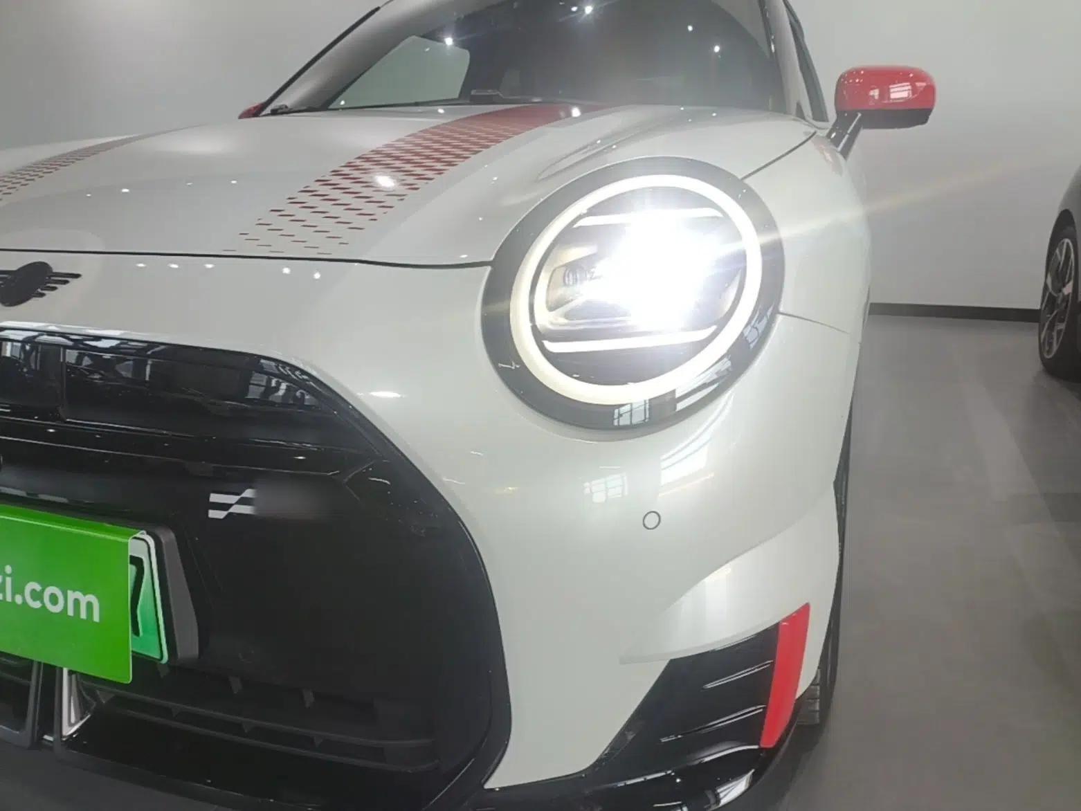MINI Electric COOPER JCW 2025 JOHN COOPER WORKS — миниатюра 5