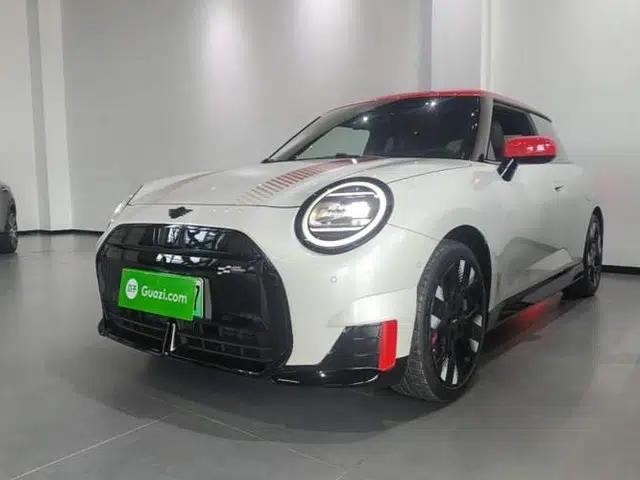 MINI Electric COOPER JCW 2025 JOHN COOPER WORKS