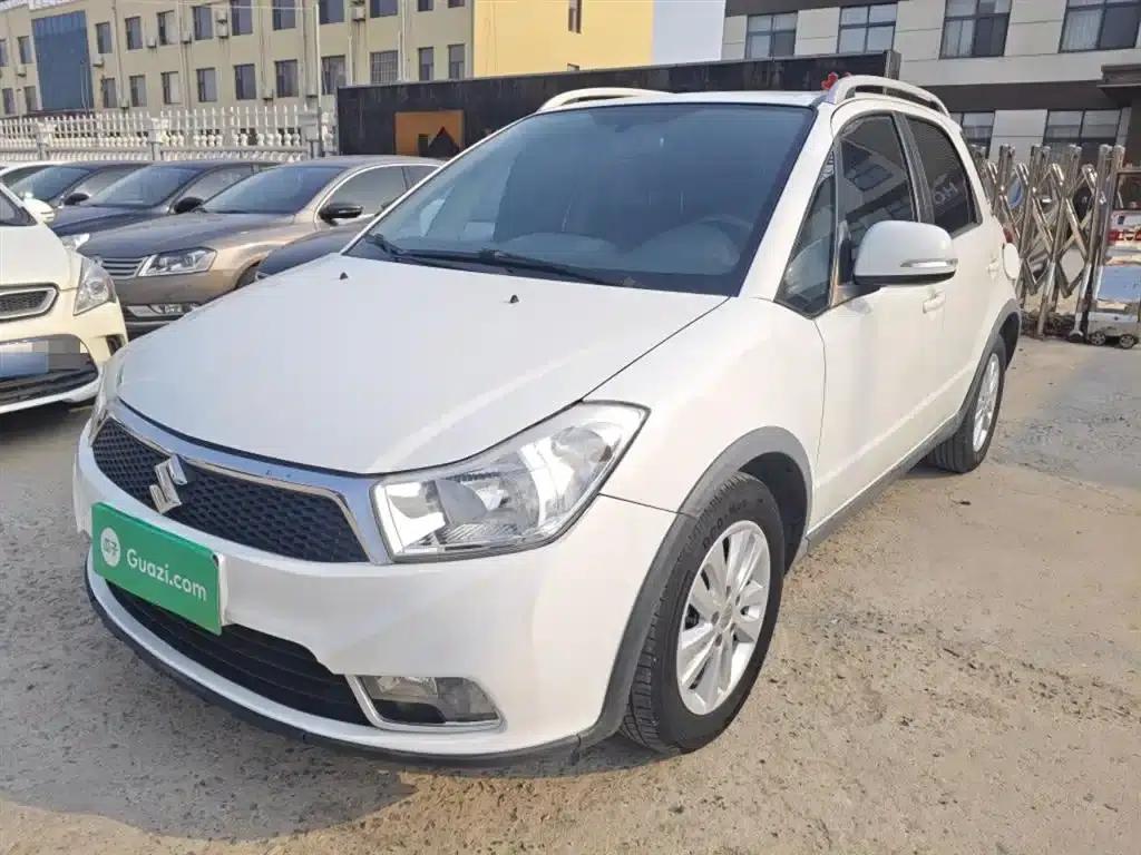 SX4 2013 1.6L Automatic Cool Edition — миниатюра 1
