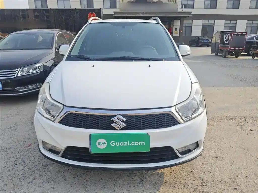 SX4 2013 1.6L Automatic Cool Edition — миниатюра 3