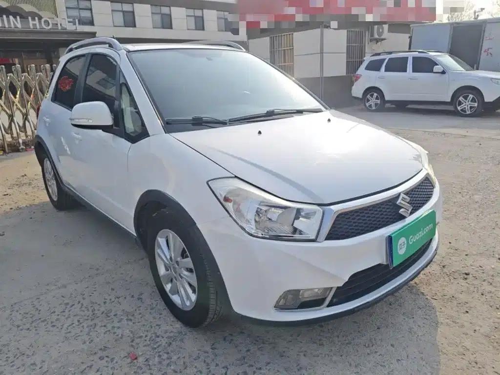 SX4 2013 1.6L Automatic Cool Edition — миниатюра 22
